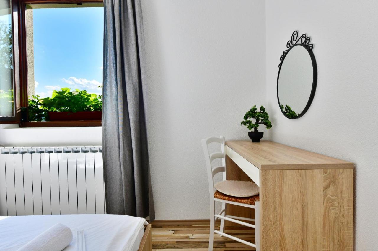 Holiday Home Ostrun Rakovica Exterior foto
